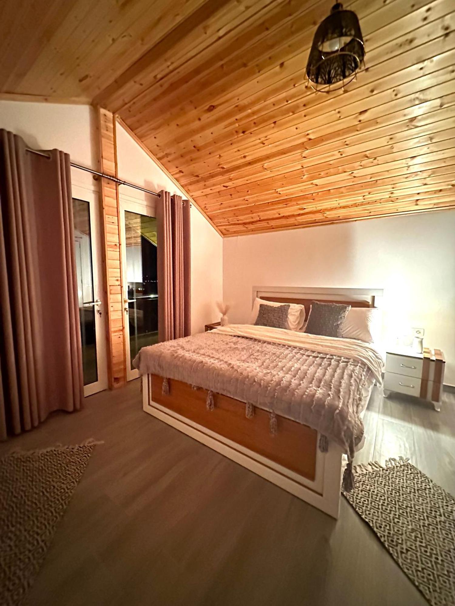 Guest House Rean Berat Exterior photo